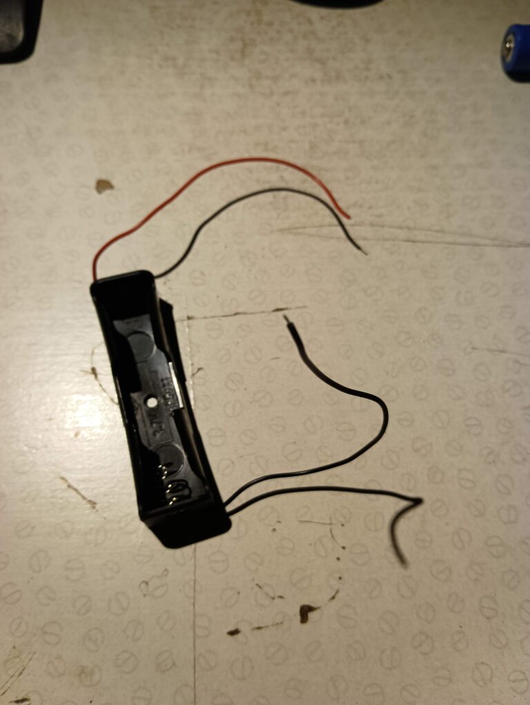 Excuse the shadows – there are only two wires here!